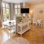 Apartman Villa Linnenschmidt, Historische Villa, Bremen Zentral, Hbf, Messe, Oevb Arena, Kostenloser Parkplatz