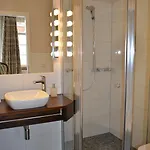 Villa Linnenschmidt, Historische Villa, Bremen Zentral, Hbf, Messe, Oevb Arena, Kostenloser Parkplatz * Brémy