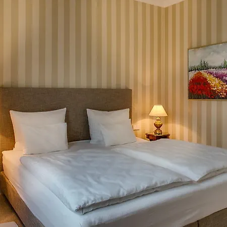 Linnenschmidt In Zentraler Lage Apartament *