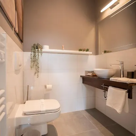 Daire Linnenschmidt Apartments,zentrale Lage Nahe Hbf, Altstadt & Oevb-arena *