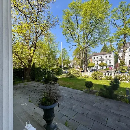 Villa Linnenschmidt, Historische Villa, Bremen Zentral, Hbf, Messe, Oevb Arena, Kostenloser Parkplatz