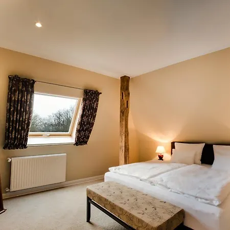 Daire Linnenschmidt Apartments,zentrale Lage Nahe Hbf, Altstadt & Oevb-arena *